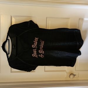 Torrid "Beer, Babes, & Baseball" distressed top, size 0